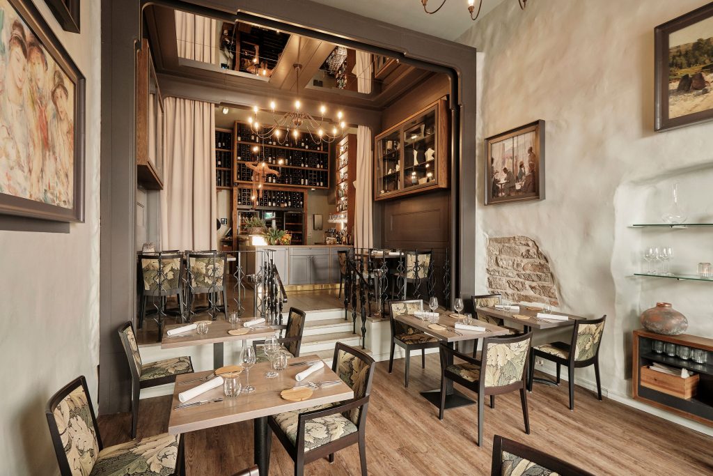 Cru Hotell Tallinnas. Restoran Cru