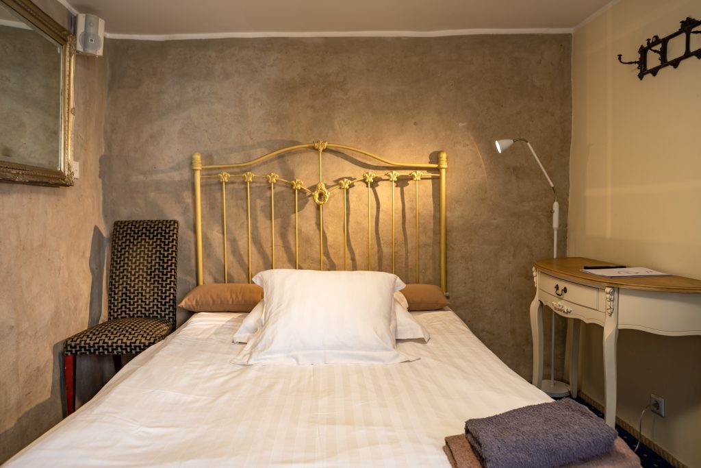 Cru Hotell Tallinnas. Standard ühene tuba - tuba #8