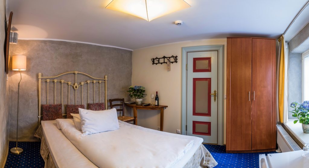 Cru Hotell Tallinnas. Standard ühene tuba - tuba #8
